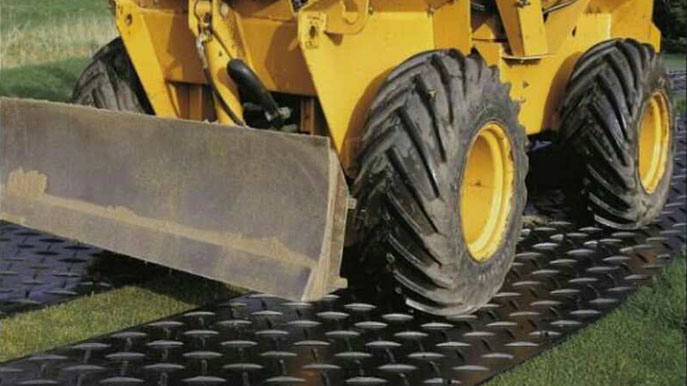 Esteras de protección de tierra de HDPE que proporcionan soporte para equipos y maquinaria pesados